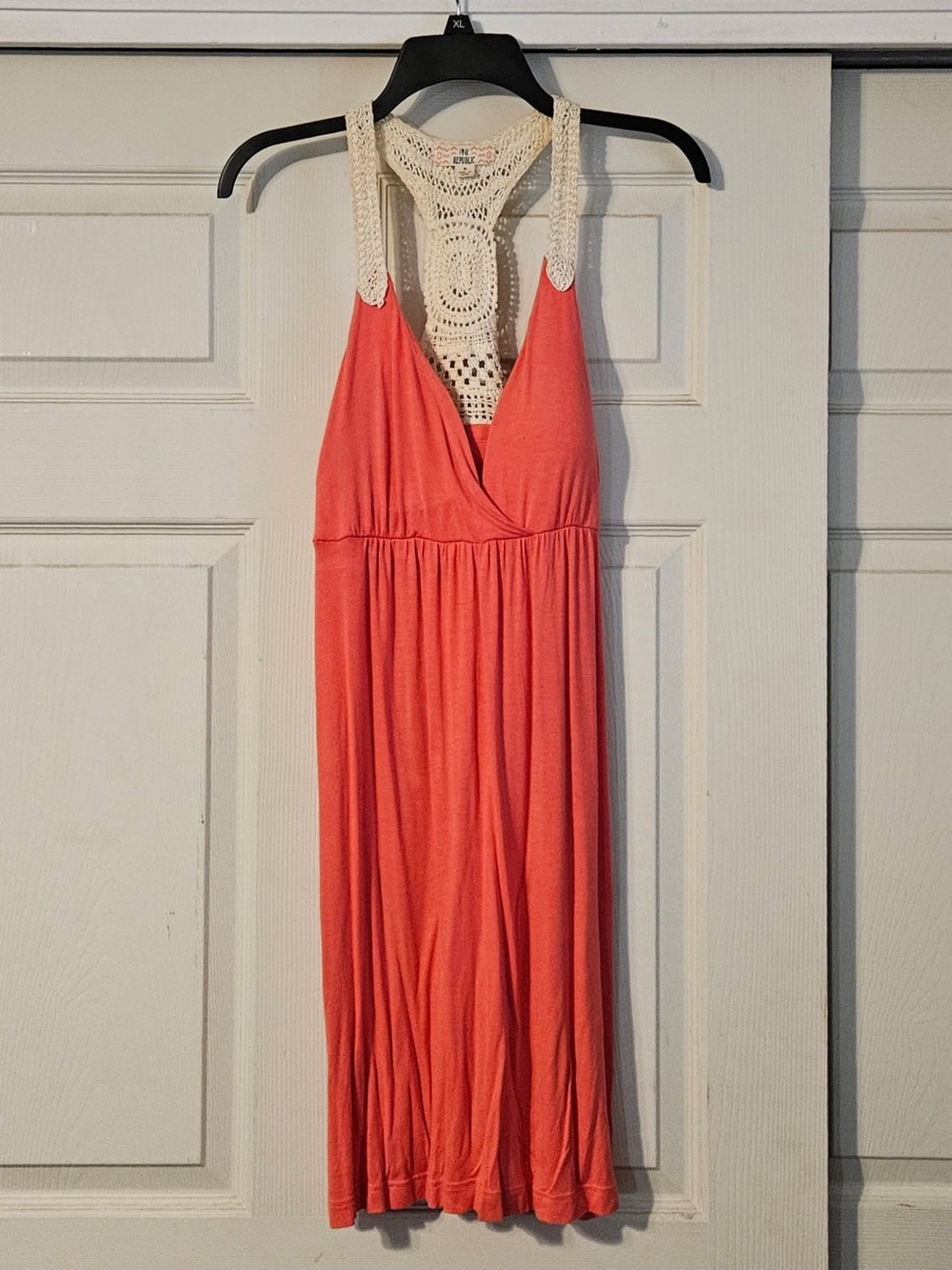 Coral Mid length Maxi Sleeveless Summer Dress w/Cream Crochet Racerback size Med